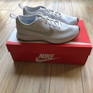 White Nike Dualtone Racer